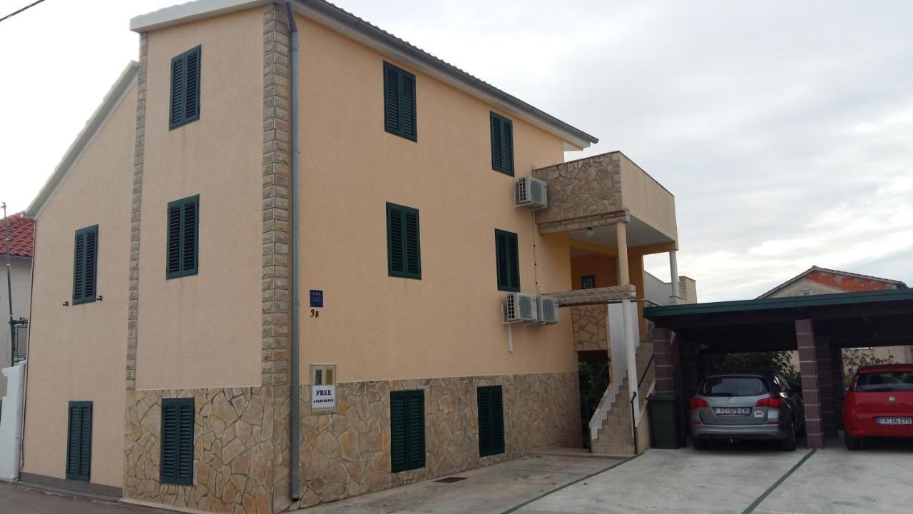 Apartmani Jakovljevic Murter Kültér fotó