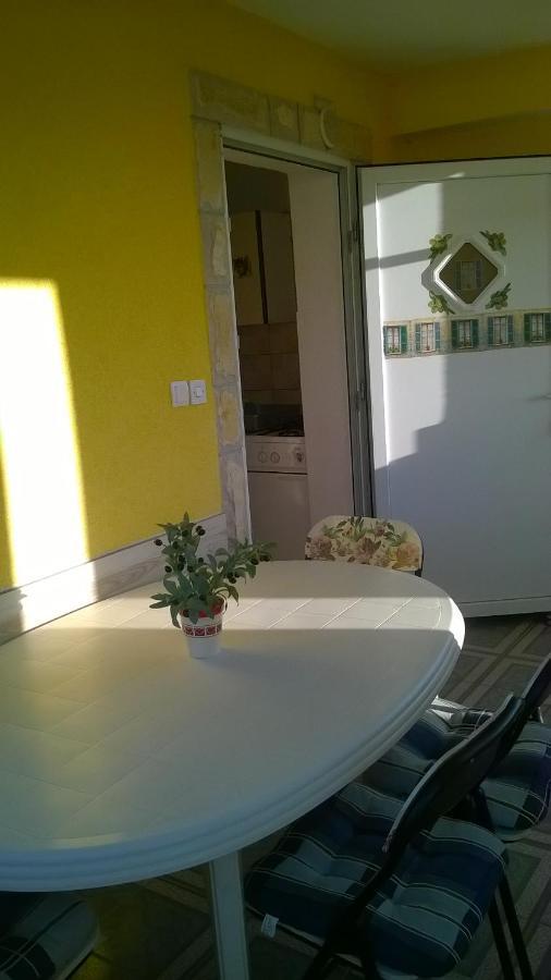 Apartmani Jakovljevic Murter Kültér fotó