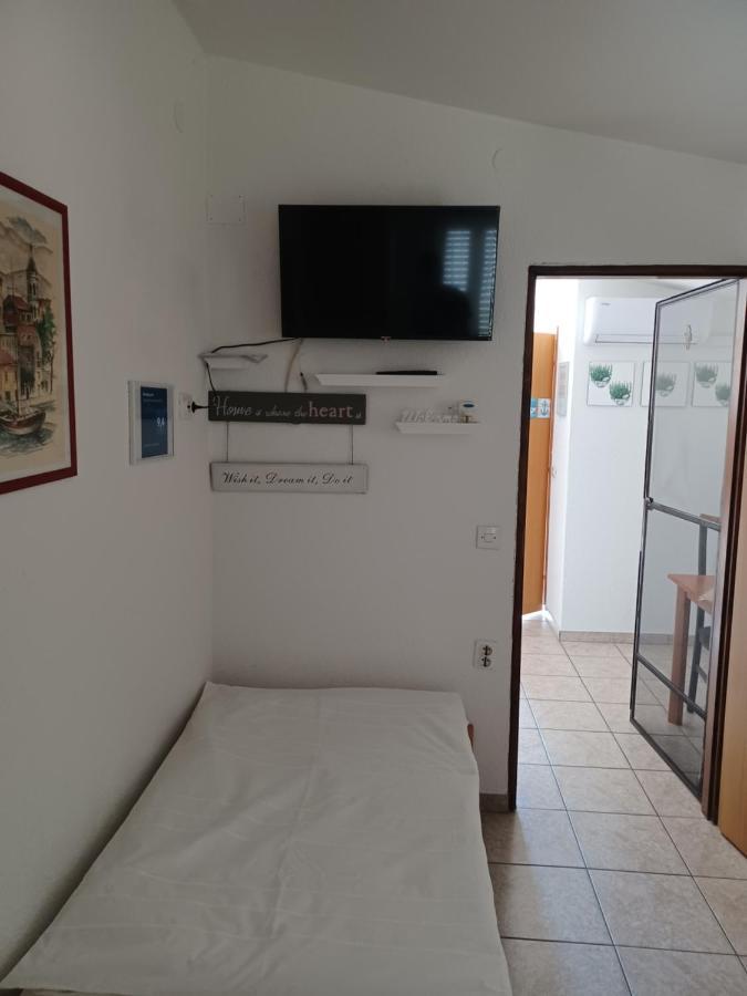 Apartmani Jakovljevic Murter Kültér fotó