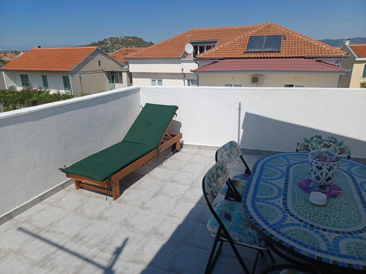 Apartmani Jakovljevic Murter Kültér fotó
