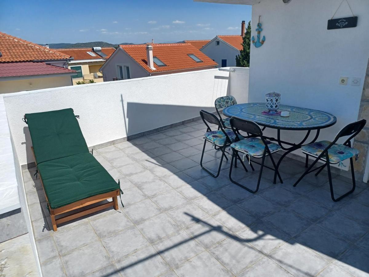 Apartmani Jakovljevic Murter Kültér fotó